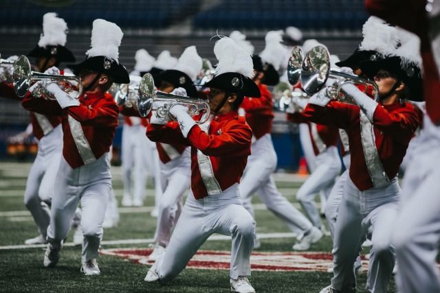 Dynamic field action marching drill maneuver